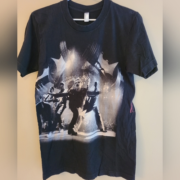 U2 Concert Tee. Small - Picture 1 of 3